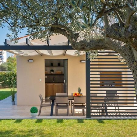 Villa Amoroso Nova Vas  外观 照片
